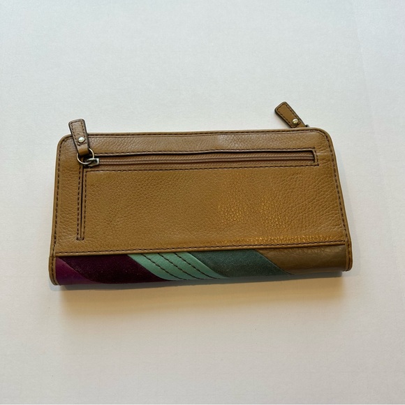 Fossil Wallet Woman’s Leather Suede Multicolor Front Tan Back and Insides - Picture 2 of 10